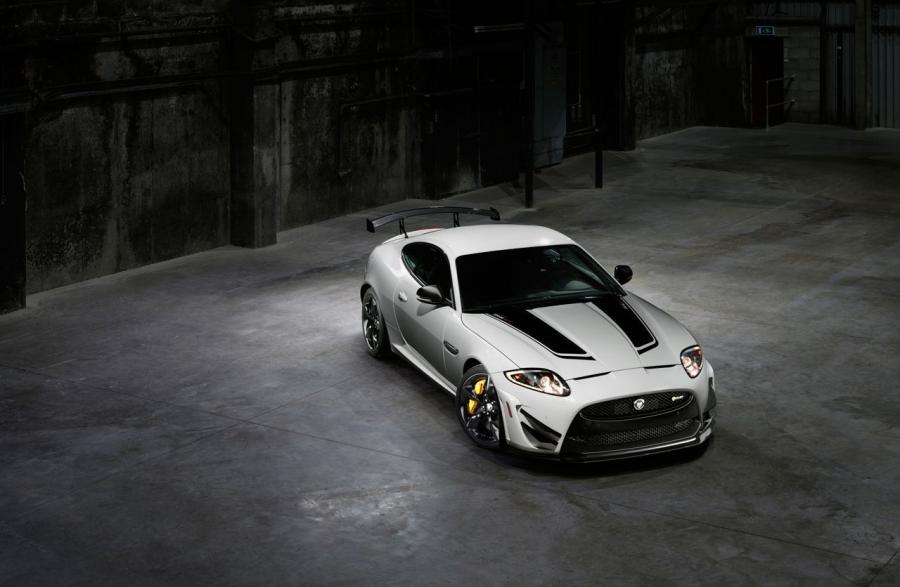  Jaguar XKR-S GT 2013 года  (фото 16 из 26)